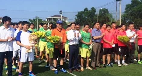 Tổ chức giải bóng đá Báo chí quyên góp ủng hộ ngư dân Miền Trung