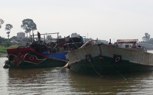 Ngăn chặn khai thác cát trái phép trên sông Đồng Nai