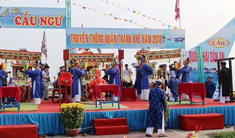 Ngư dân Đà Nẵng háo hức vươn khơi đón lộc biển tại lễ hội Cầu ngư