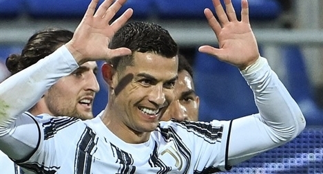 Lập hat-trick, Ronaldo chính thức vượt qua Vua bóng đá Pele
