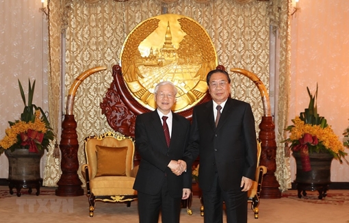 Tình cảm hữu nghị giữa hai nước Lào - Việt Nam không thể chia cách