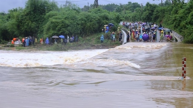 Cảnh báo lũ trên các sông và mưa lớn khu vực Trung Bộ