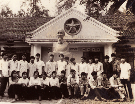 Kỷ niệm dưới mái trường học sinh miền Nam thân yêu