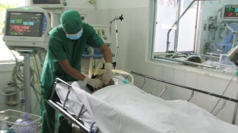 Hai bệnh nhân bị rắn độc cắn đã qua cơn nguy kịch