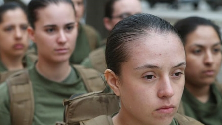 Tỷ lệ nữ binh sĩ Mỹ tự tử cao gấp 6 lần người thường