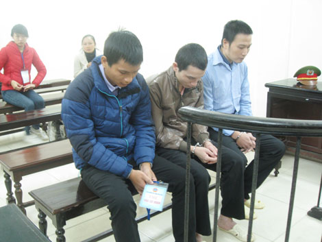 Bảo vệ Siêu thị Lottemart trộm gần 200 thùng dầu gội đầu 