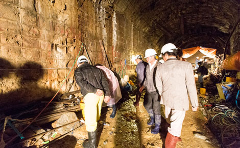 Vụ sập hầm thủy điện Đạ Dâng: Quá nhiều câu hỏi từ lòng đất