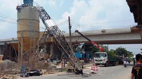 Khởi tố tài xế vụ gãy cần cẩu làm 3 mẹ con chết