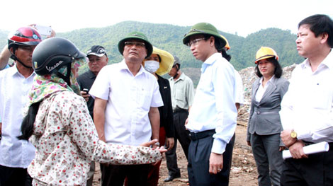 Tân Bí thư Đà Nẵng thị sát tình trạng ô nhiễm theo phản ánh của người dân