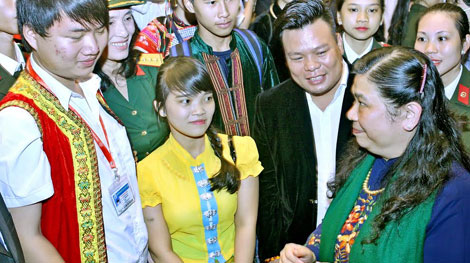 Lễ tuyên dương học sinh dân tộc thiểu số xuất sắc