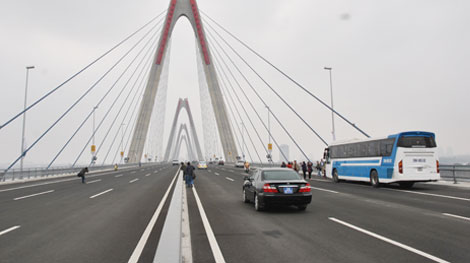 Sắp xếp lại giao thông trên đường Võ Nguyên Giáp và cầu Nhật Tân