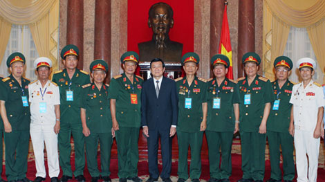 Chủ tịch nước Trương Tấn Sang tiếp Đoàn đại biểu cựu chiến binh Sư đoàn 324