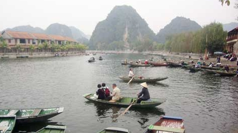 Lên Mã Yên Sơn ngắm Hoa Lư