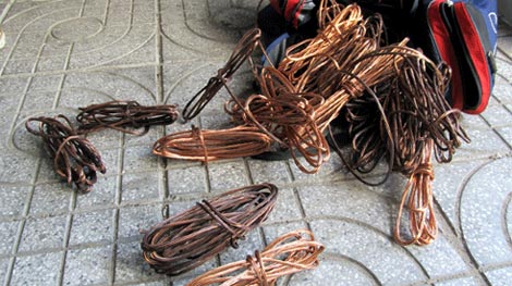 Trộm dây tiếp đất trạm phát sóng Viettel