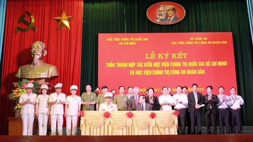 Ký kết hợp tác giữa Học viện Chính trị Quốc gia Hồ Chí Minh và Học viện Chính trị CAND