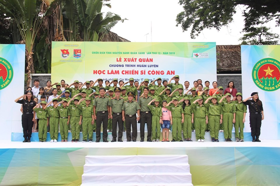 Lễ xuất quân Chương trình huấn luyện “Học làm chiến sĩ Công an” 