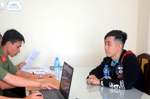 Sử dụng Facebook tuyên truyền chống phá Đảng, Nhà nước