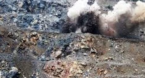 Doanh nghiệp nổ mìn làm đá đè chết người phụ nữ hái nấm