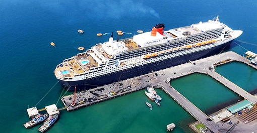 Nhiều tàu du lịch quốc tế hủy lịch trình cập cảng Chân Mây