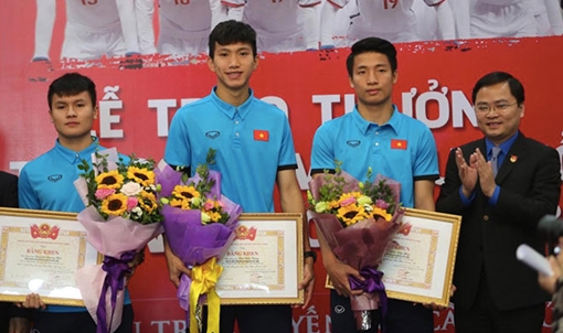 Trung ương Đoàn trao thưởng cho các thành viên Đội tuyển U23 Việt Nam