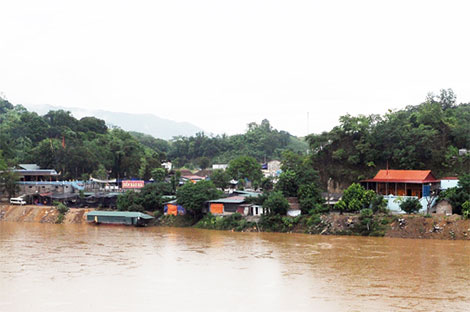Hà Nội yêu cầu  kiểm tra, xử lý thông tin san lấp trái phép lòng sông Hồng