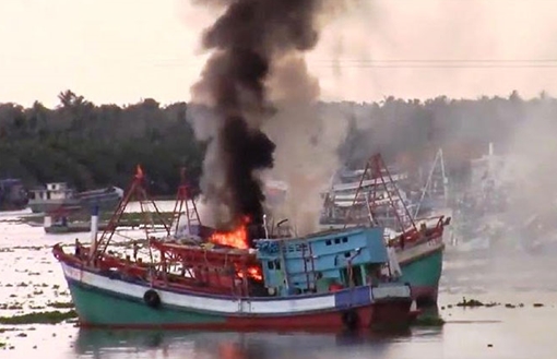 Cháy tàu cá thiệt hại khoảng 600 triệu đồng