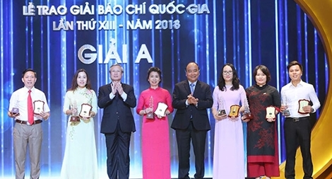 Trang trọng Lễ trao Giải Báo chí quốc gia năm 2018