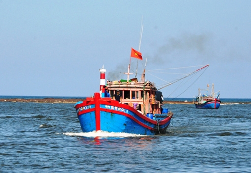 Cứu thành công 15 ngư dân bị nạn tại vùng biển Trường Sa
