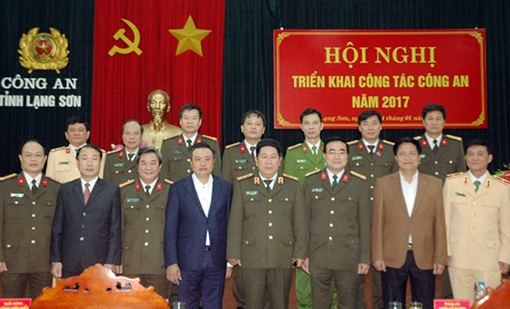 Công an Lạng Sơn phát động phong trào thi đua Vì ANTQ năm 2017