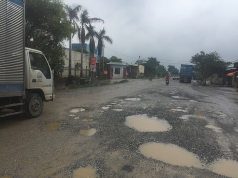 Người dân kêu trời vì khói bụi