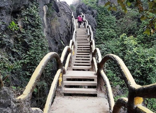 Nhiều công trình xây dựng trái phép tại di tích, danh lam thắng cảnh