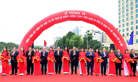 Hà Nội thông xe cầu vượt nút giao An Dương-Thanh Niên