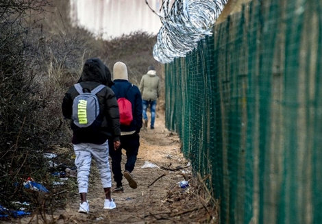 Pháp: Bắt nhiều người di cư bất hợp pháp