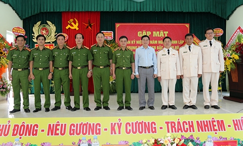 Trung đoàn Cảnh sát cơ động Bắc Trung bộ tổ chức gặp mặt truyền thống
