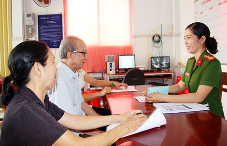 Nữ Phó trưởng Công an phường có nhiều sáng kiến hay trong công tác đảm bảo an ninh, trật tự