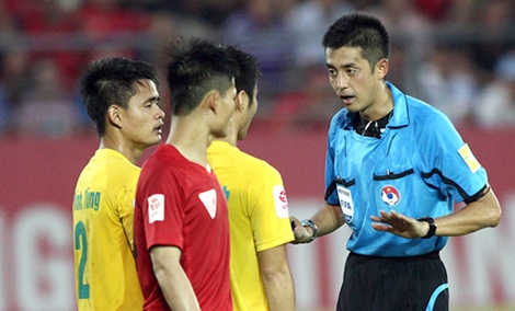 VPF sẽ sử dụng trọng tài ngoại bắt trận “chung kết ngược” 