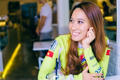 Bông hồng thép trên đường chạy việt dã