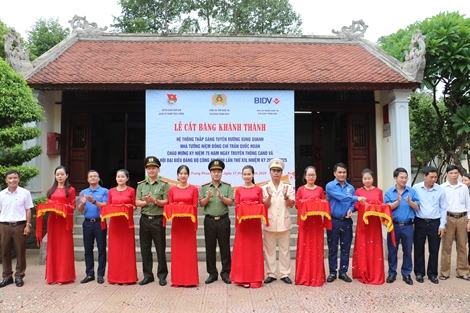 Khánh thành hệ thống chiếu sáng quanh nhà tưởng niệm cố Bộ trưởng Trần Quốc Hoàn