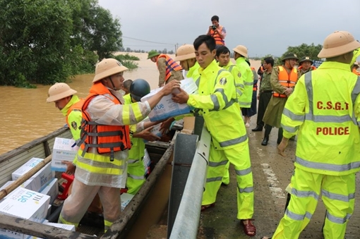 Chủ động việc ứng phó với bão số 10