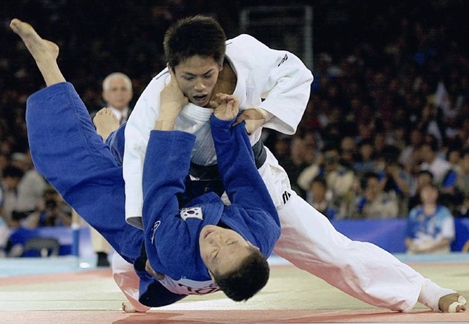 Sinh viên Nhật Bản thi đấu giao hữu Judo tại Việt Nam