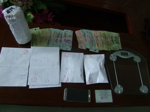 Quái chiêu cất giấu ma túy cực độc của bộ ba buôn "hàng trắng"