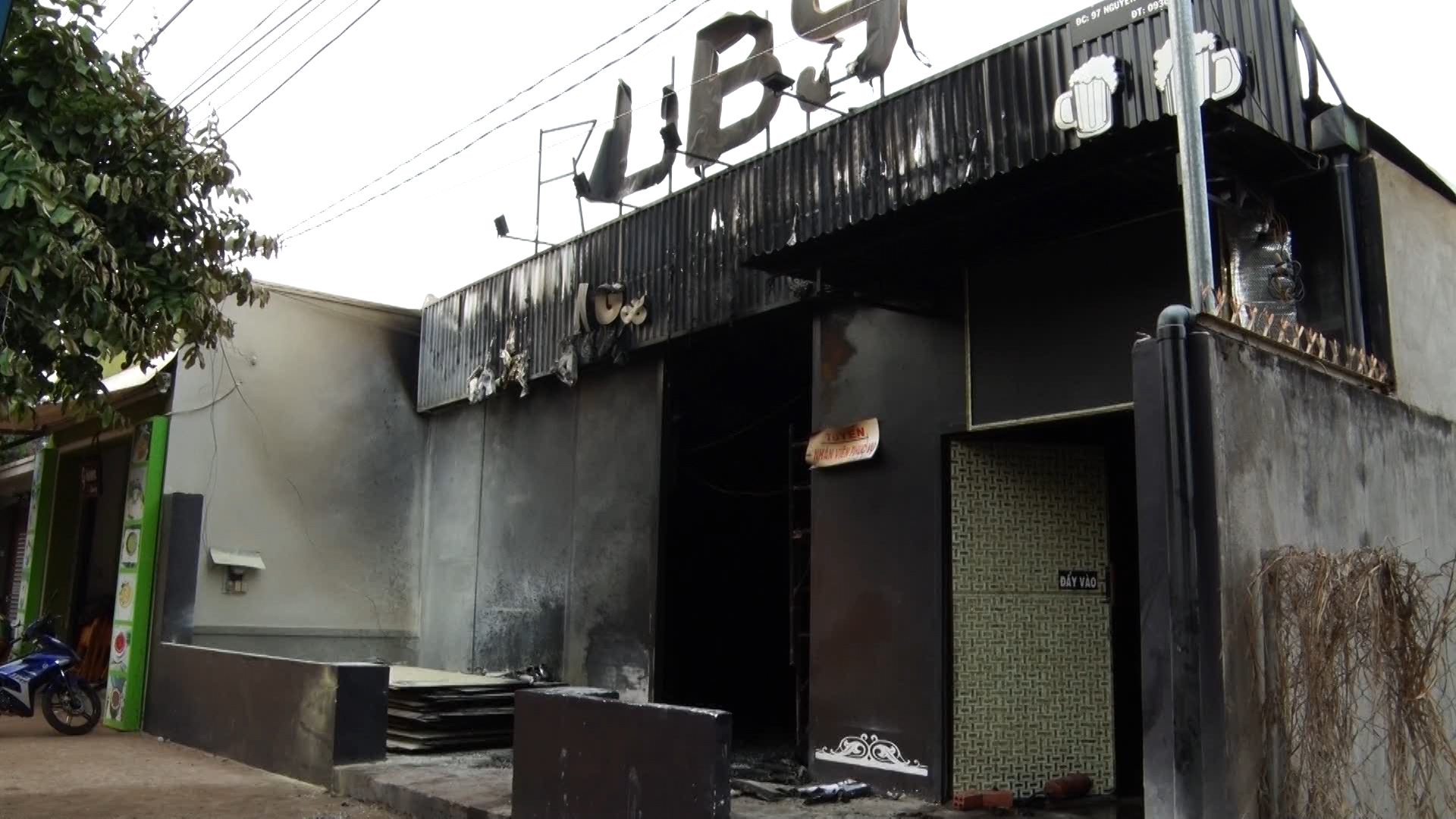 Tạm giữ chủ thầu vụ sửa chữa công trình gây cháy làm 6 người tử vong 