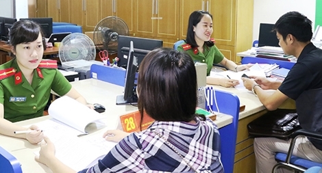 Bỏ hộ khẩu giấy, người dân sẽ làm gì để xác định nhân thân?