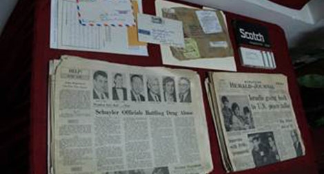 Những kỷ vật hiến tặng cho nhà tù Hỏa Lò của gia đình một cố phi công Mỹ