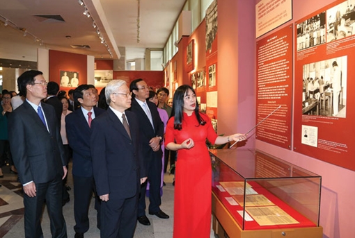 Triển lãm “Tổng Bí thư Lê Duẩn - Cuộc đời và sự nghiệp”