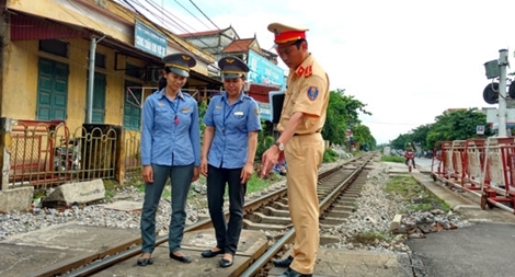 Hiểm họa từ những đường ngang dân sinh