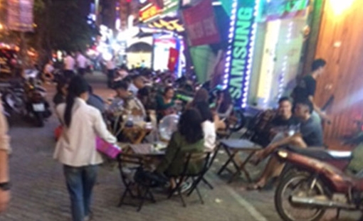 Xử lý hình sự người đi bộ sai luật, người lấn chiếm vỉa hè, lòng đường