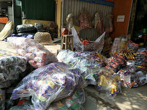 Để đốt vàng mã thành tục lệ đẹp