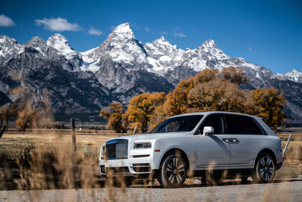 2019 RollsRoyce Cullinan Review and Test Drive