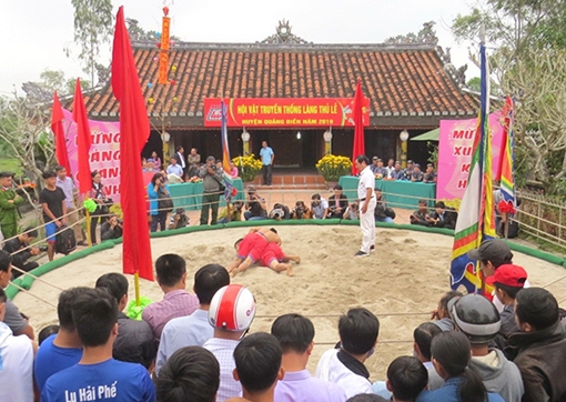 Nét đẹp lễ hội truyền thống xứ Huế đầu xuân